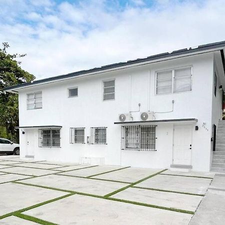 Fully Equipped Apartments With Parking Near Cocowalk Miami Extérieur photo