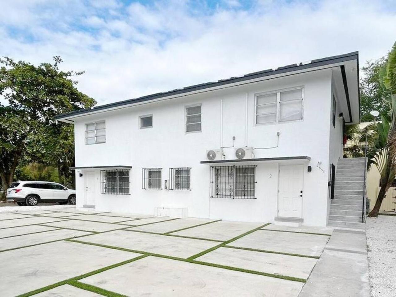 Fully Equipped Apartments With Parking Near Cocowalk Miami Extérieur photo