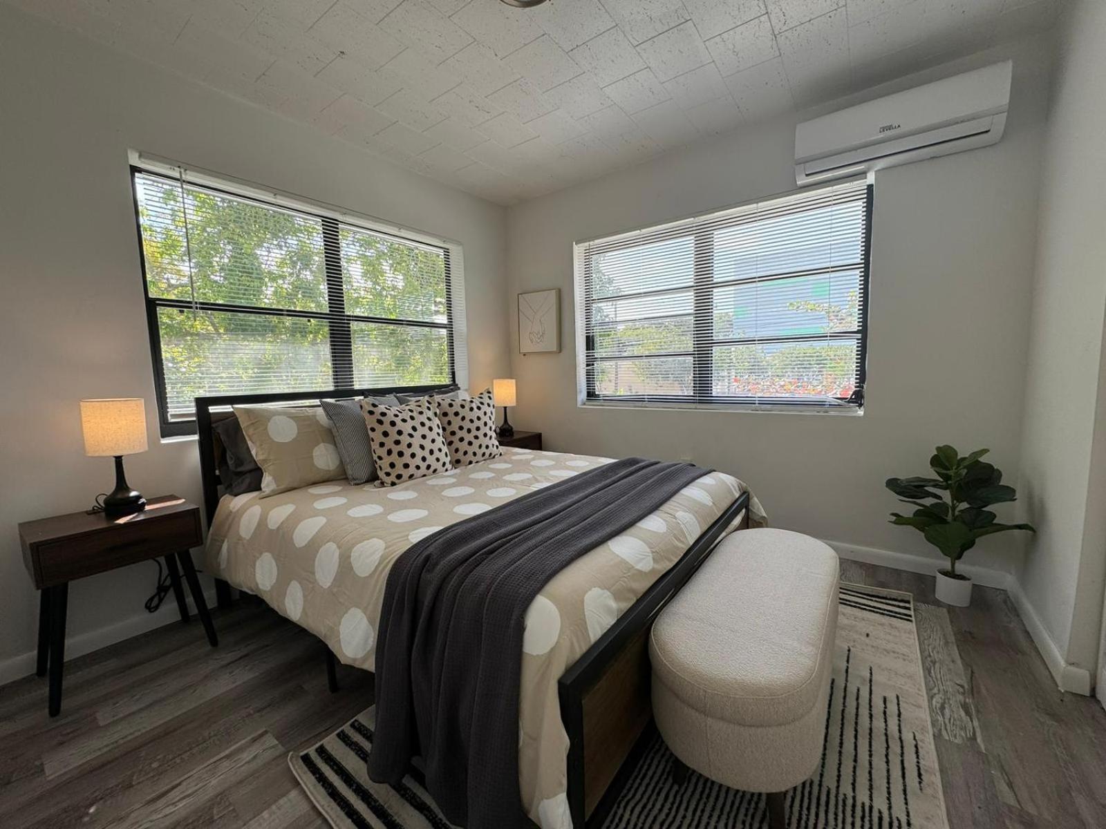 Fully Equipped Apartments With Parking Near Cocowalk Miami Extérieur photo