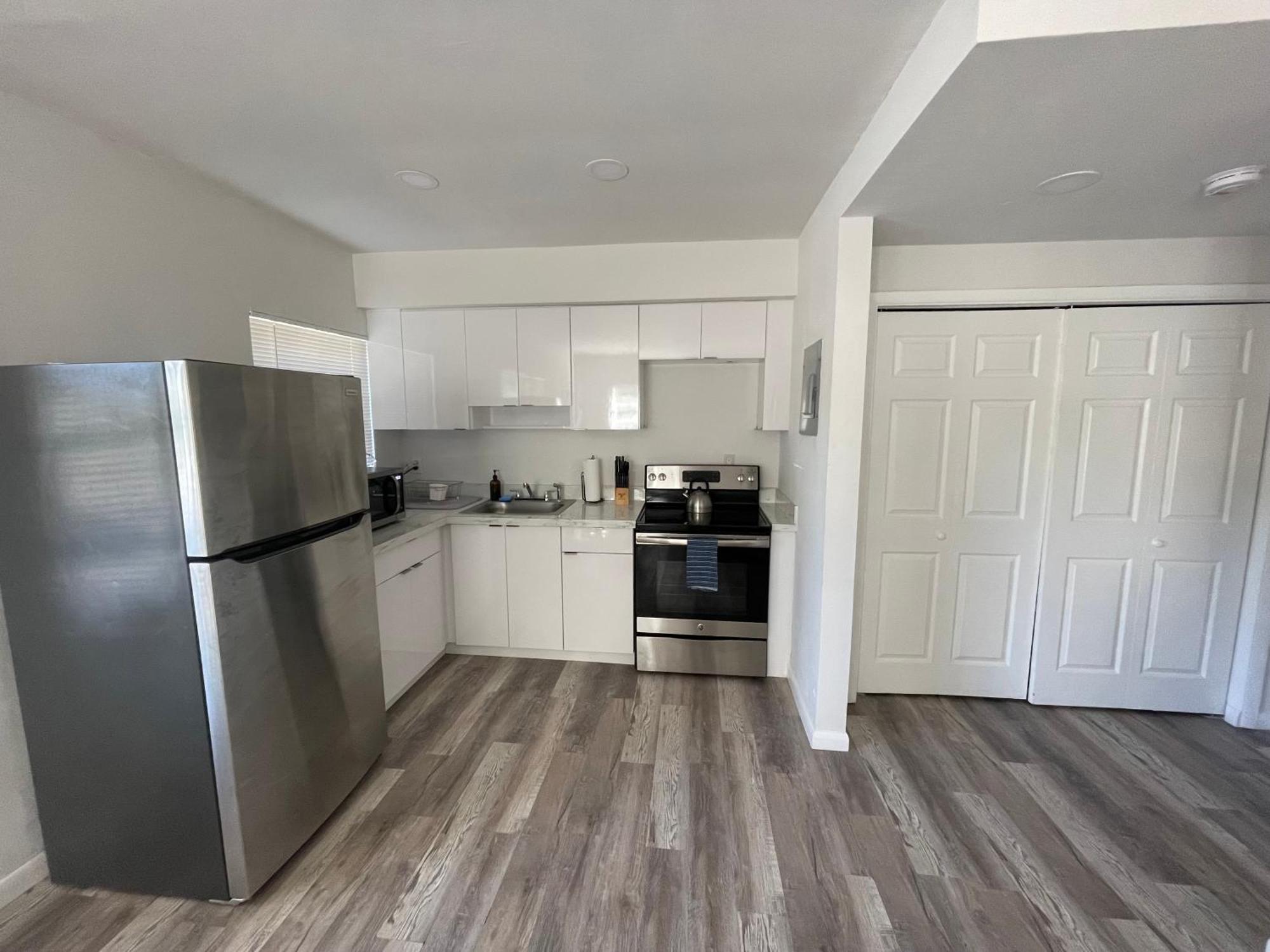 Fully Equipped Apartments With Parking Near Cocowalk Miami Extérieur photo